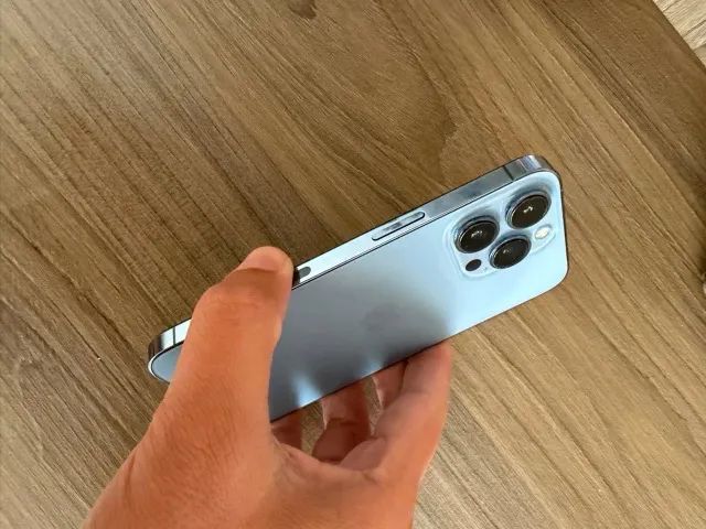 iPhone 13 Pro Azul 128GB - R$ 2.100 - Foto 2