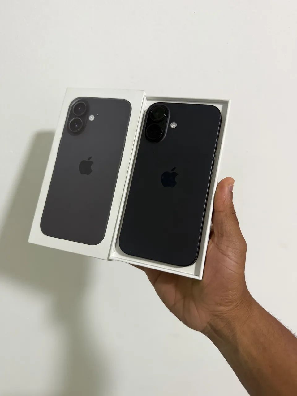 Vendo iPhone 16, 256 Gb  - Foto 2
