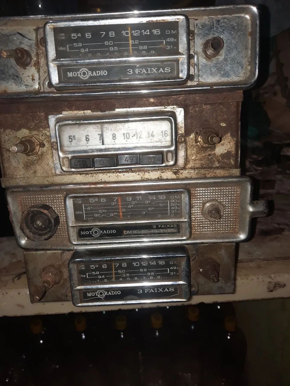 Lote de rádios antigos década 60
