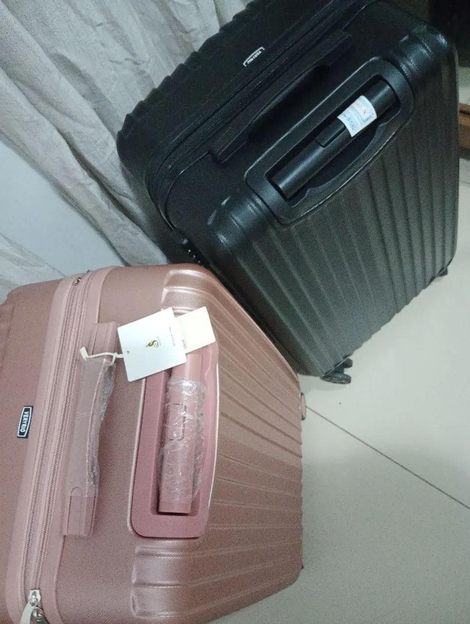 Vendo Duas malas GG de marca Very rio. As duas novas nunca usada. - Foto 2