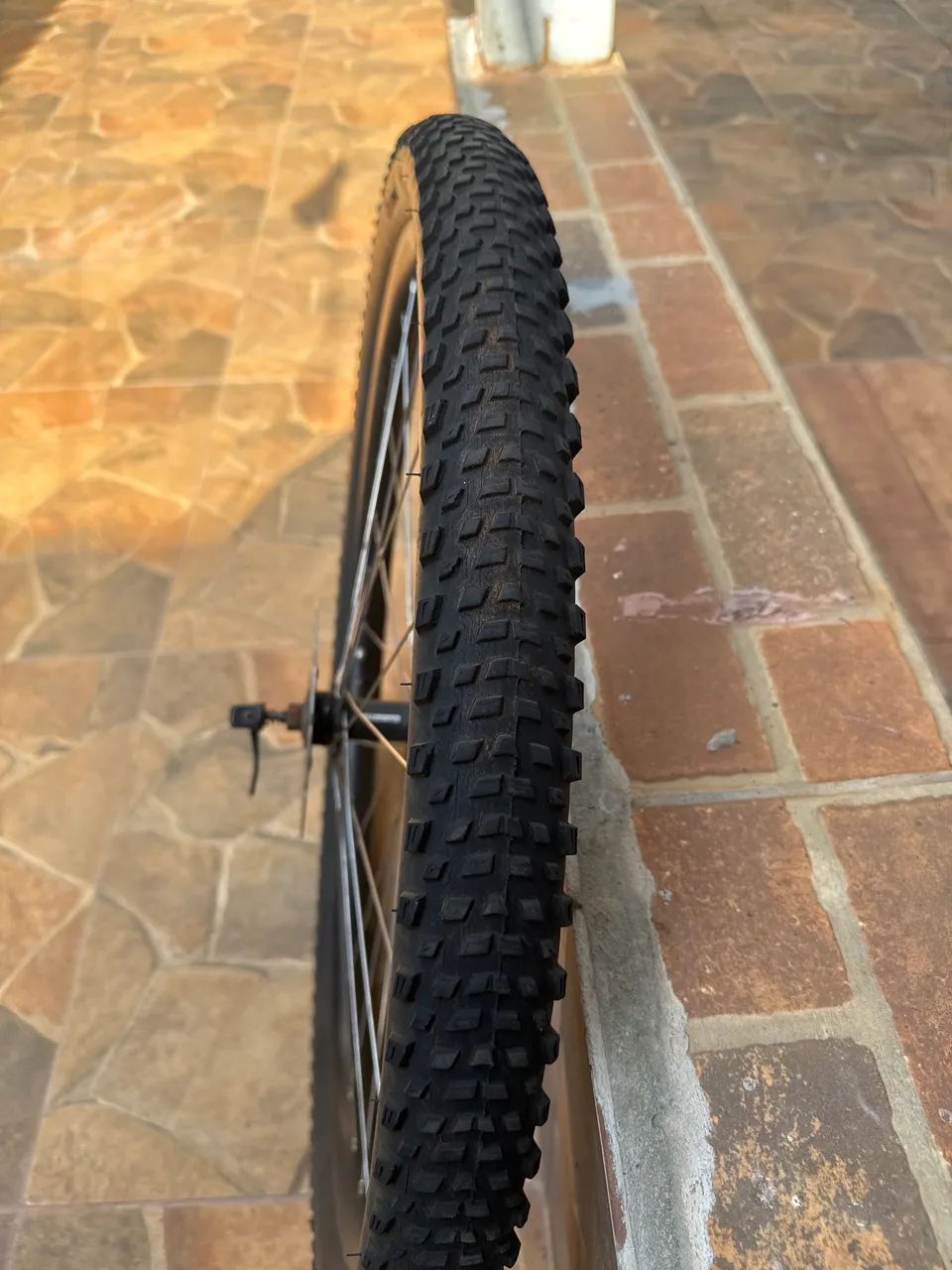 Rodas shimano aro 29 com pneus e discos - Foto 4