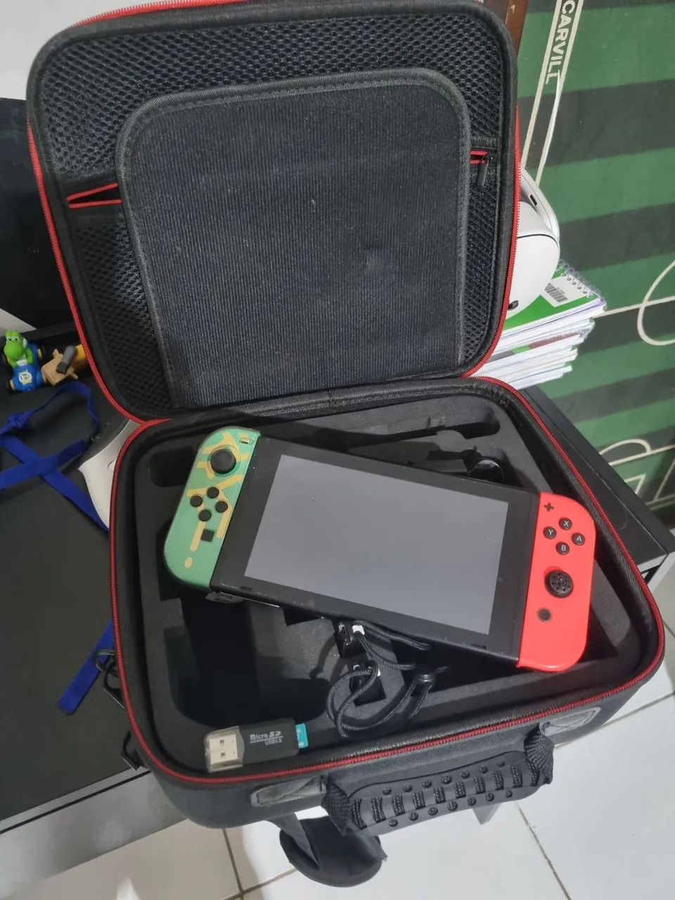 Nintendo Switch com acessorios