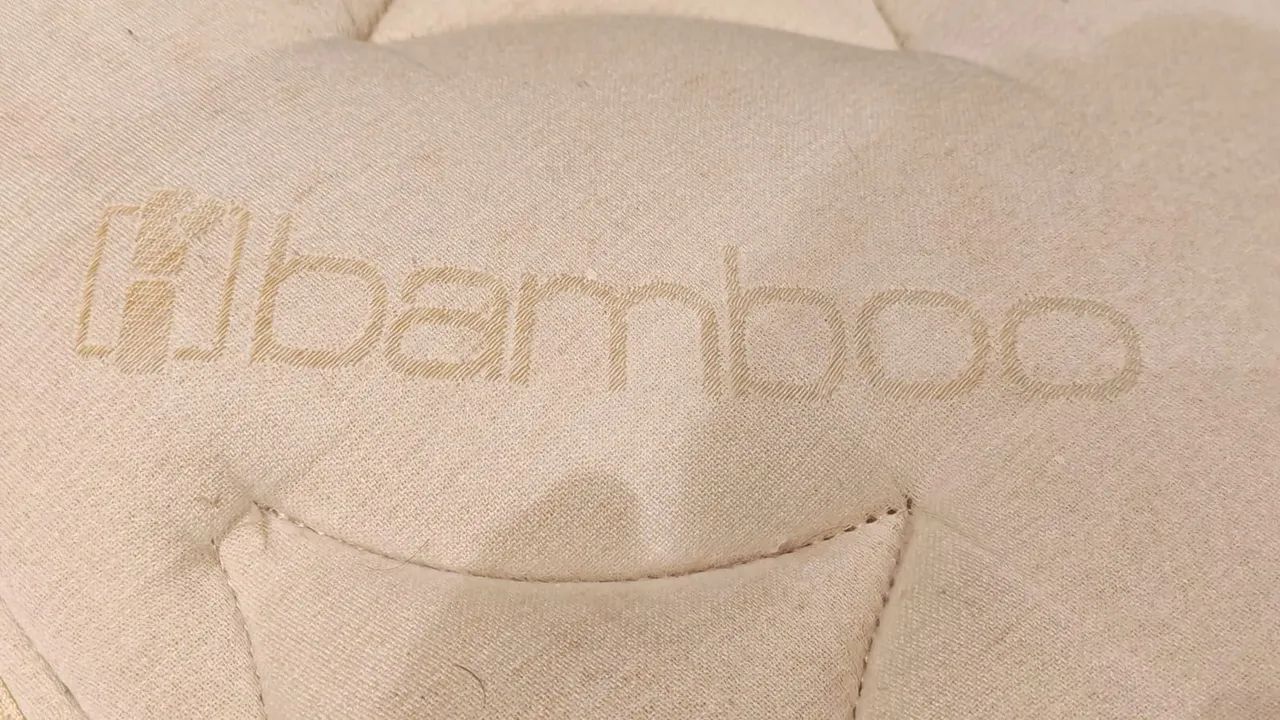 Vendo cama completa -base mais colchao Queen - em excelente estado  - Foto 2