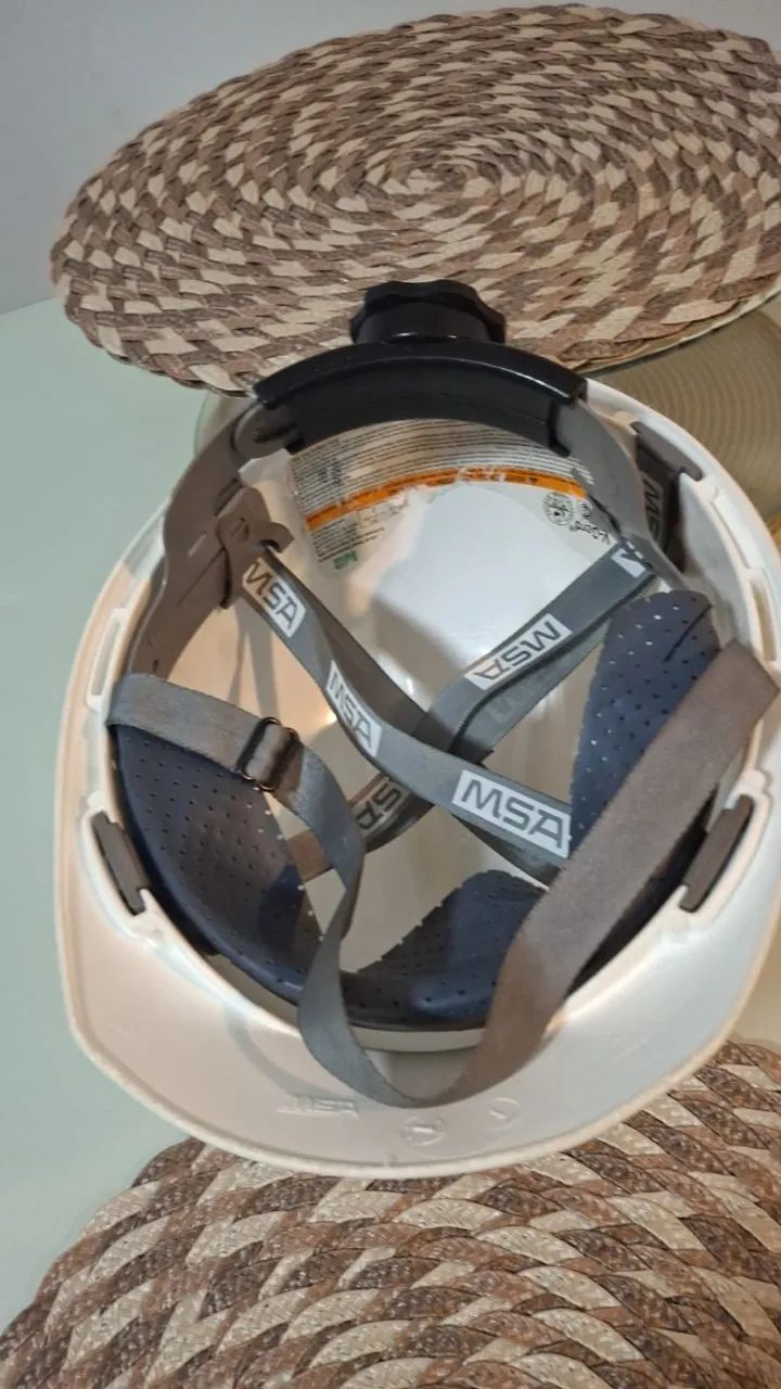 Capacete de Obras MSA, original. - Foto 3