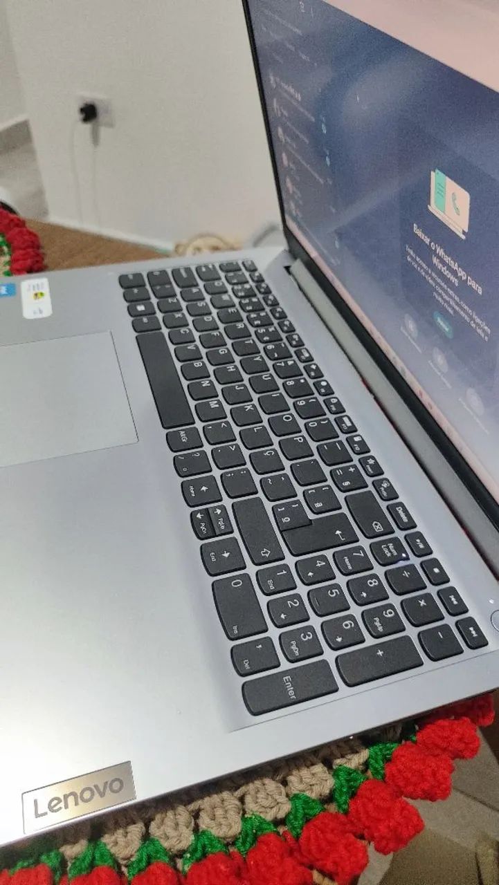 Notebook Lenovo  - Foto 2