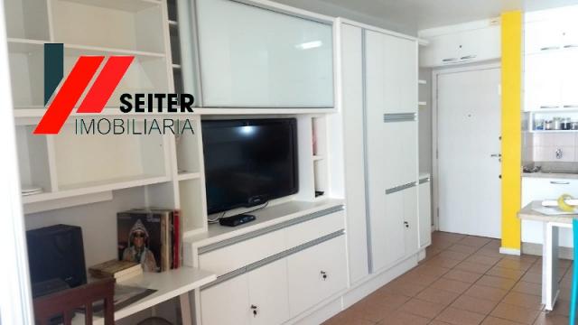 apartamento a 20 metros da praia em canasvieiras