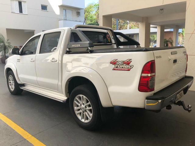 Hilux 3.0 TDI 4x4 SRV - Foto 3