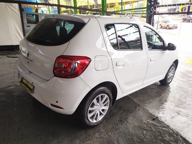 Renault Sandero 1.0 Expression 8mil km 2020 (2mil entrada 60x 999) - Foto 9