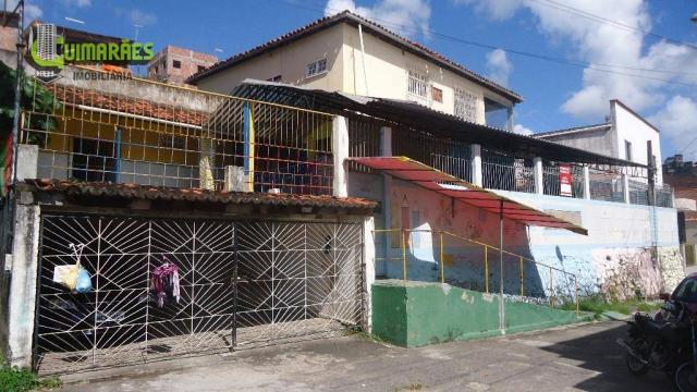 Casa com três quartos, Escada, Salvador.