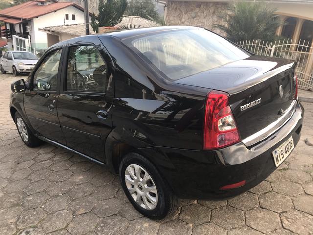 Renault Logan Exp. 2011 - Foto 2