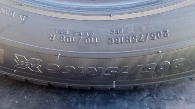 Pneu 205/75r16C Michelin (PAR) - Foto 3