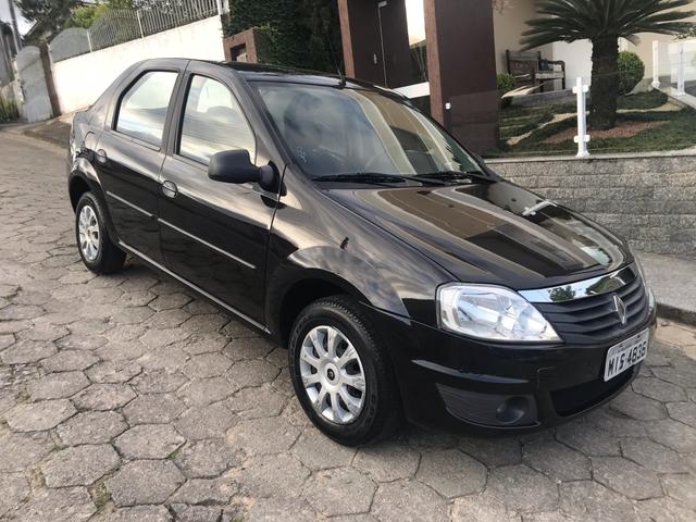 Renault Logan Exp. 2011