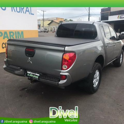 Mitsubishi L200 Triton glx 3.2 CD tb Diesel Mec. 2016 - Foto 4