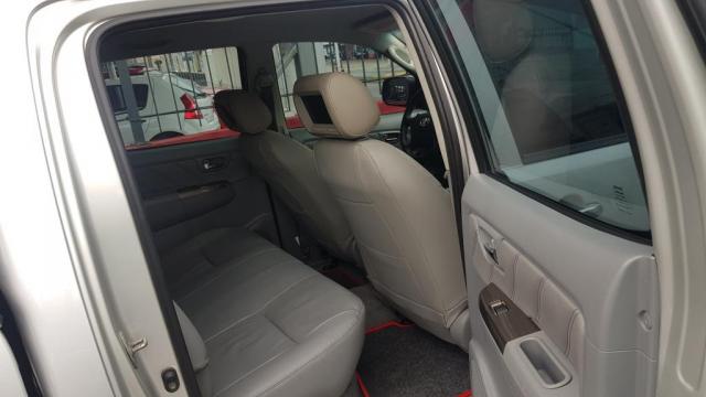 Toyota Hilux CD Srv D4-D 4x4 3.0 Tdi Diesel Automtica 2011 - Foto 7