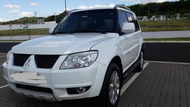 Pajero Tr4 4x2 automático 2012 super conservada