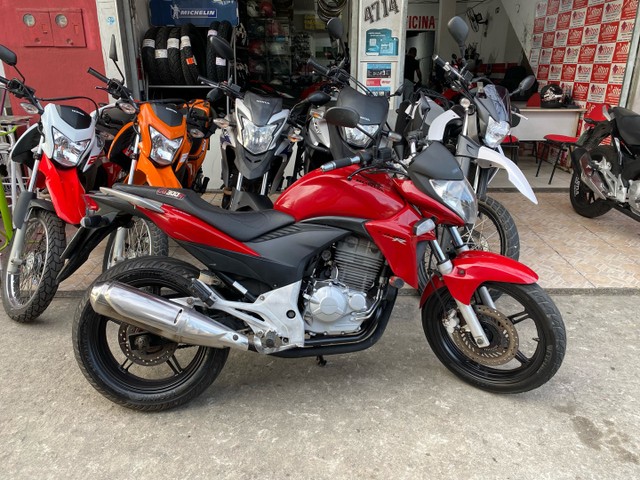 HONDA CB 300R 2015