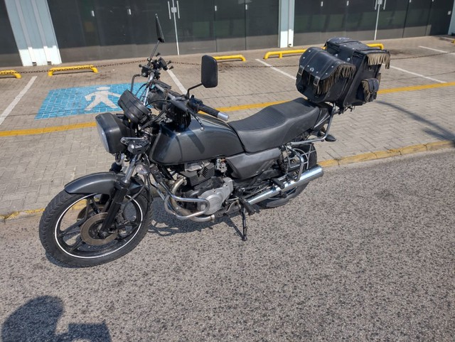 VENDE-SE CB 400
