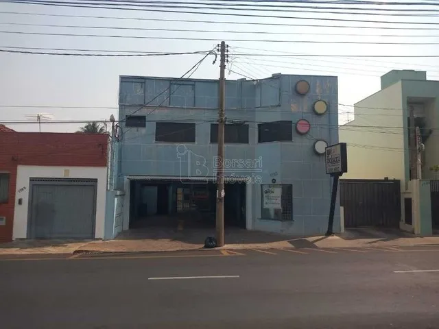 Sala Comercial para Alugar no Centro de Araraquara | 5 Banheiros, 1 Garagem, 4 Salas