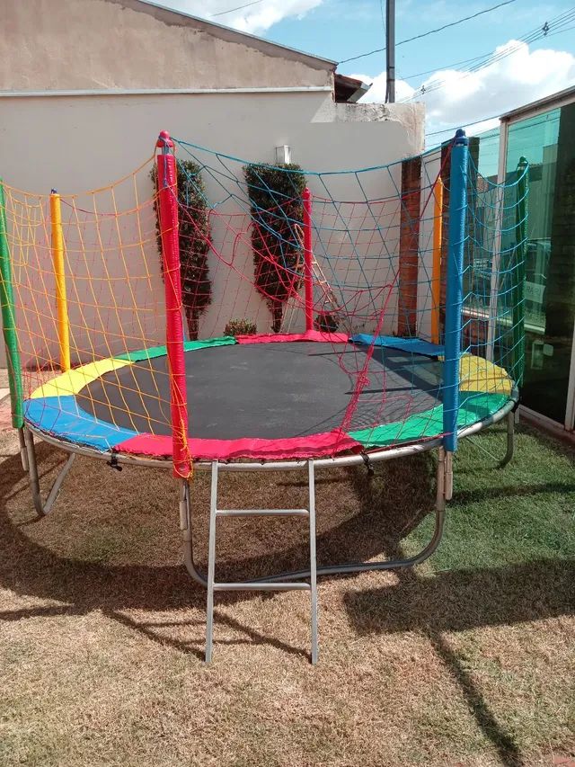 Vendo Pula Pula 3,05 semi novo enteressados chame no WhatsApp * 