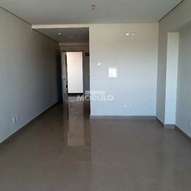 Sala comercial para locação, bairro Brasil - Foto 4
