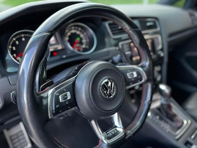 VOLKSWAGEN GOLF GTI AB 2014 - Foto 13