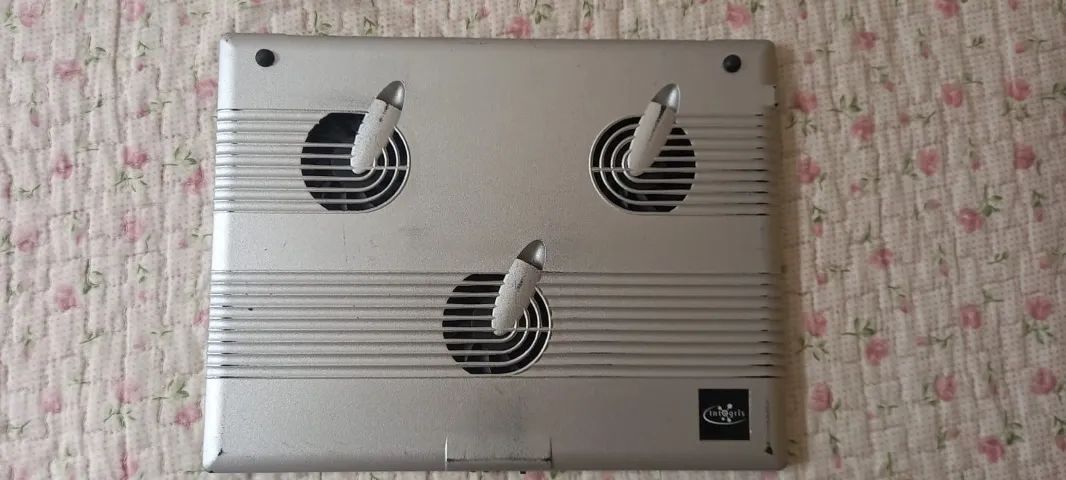 Cooler para Notebook Apptech w1000 Usado.