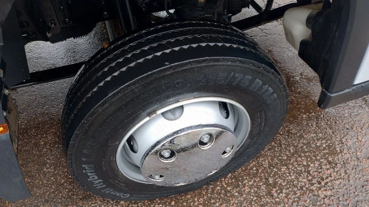 Raro 14.000 kms !! NOVO !! IMPECÁVEL - Foto 6