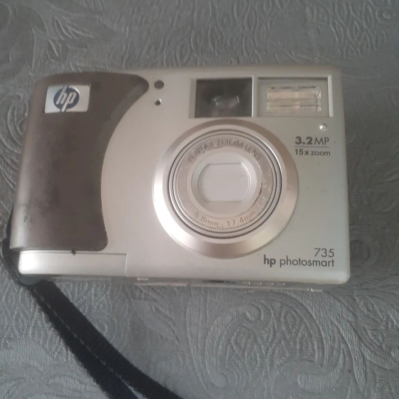 Câmera HP photosmart 735...antiga