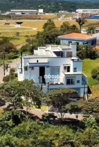 Mansão em Mogi das Cruzes, SP em condomínio fechado, 900ms² de área construída, 4 suítes m