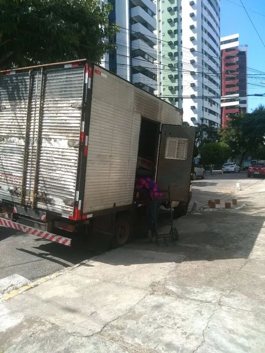 FRETES E MUDANÇAS  - Foto 2