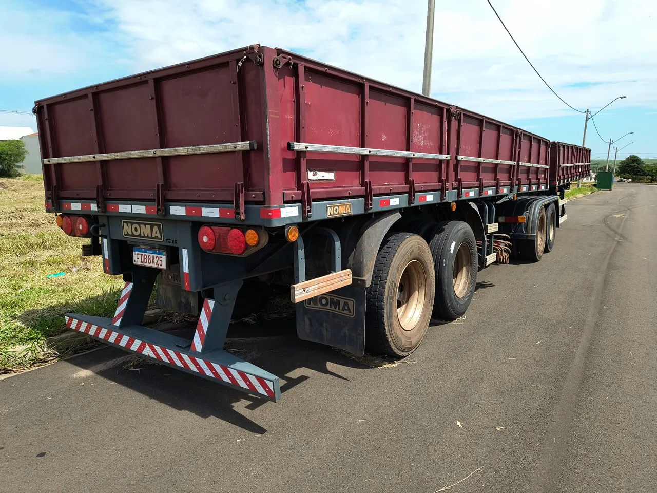 Bitrem carga seca Noma 2012 - Venda e Locação carreta bitrem carga seca