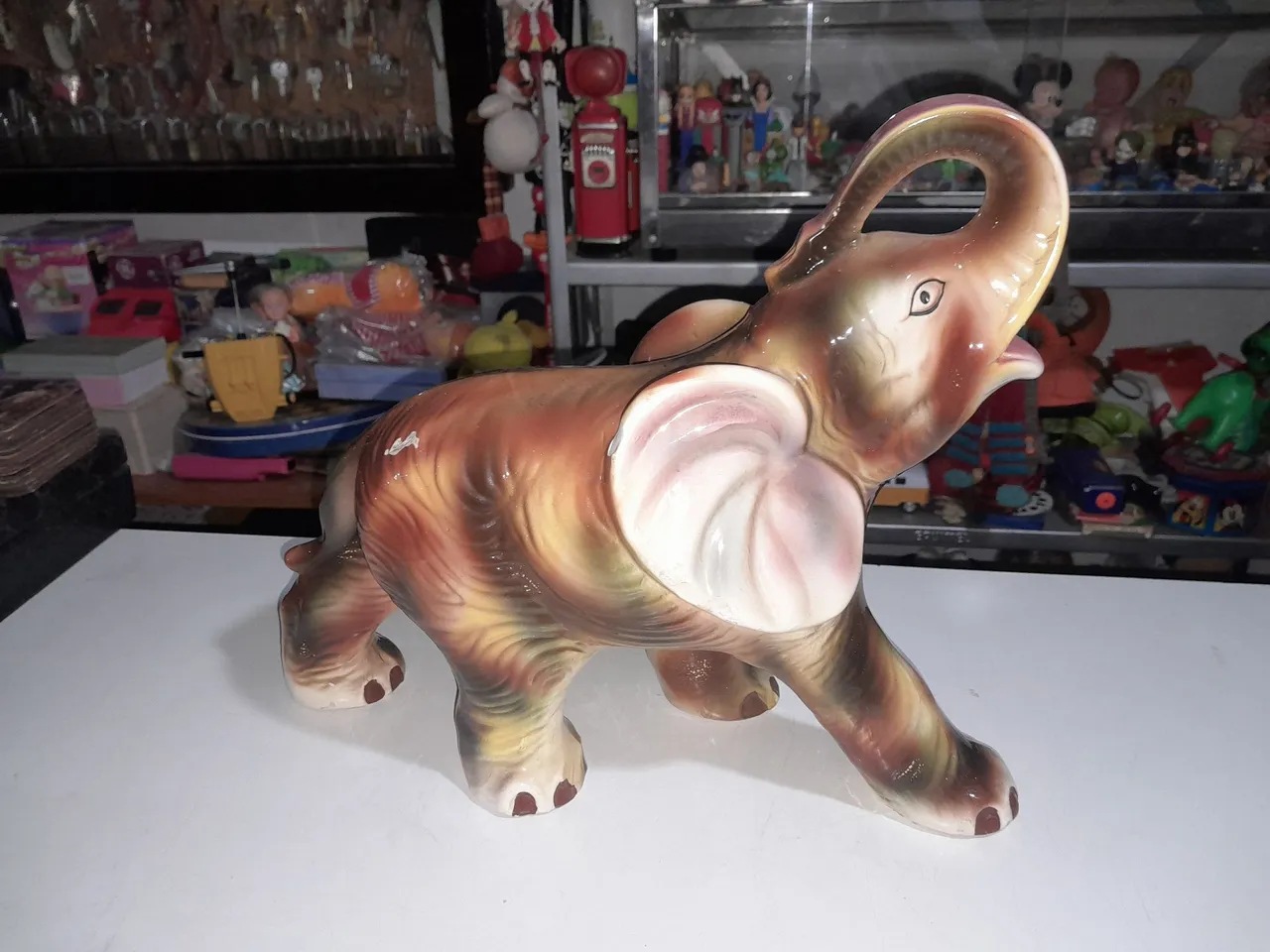 Escultura em porcelana