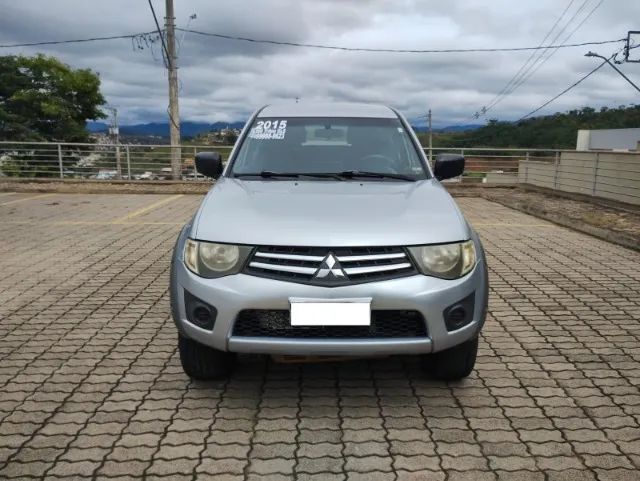 Caminhonete L200 Triton GLS 2015/2015. IPVA 2025 QUITADO