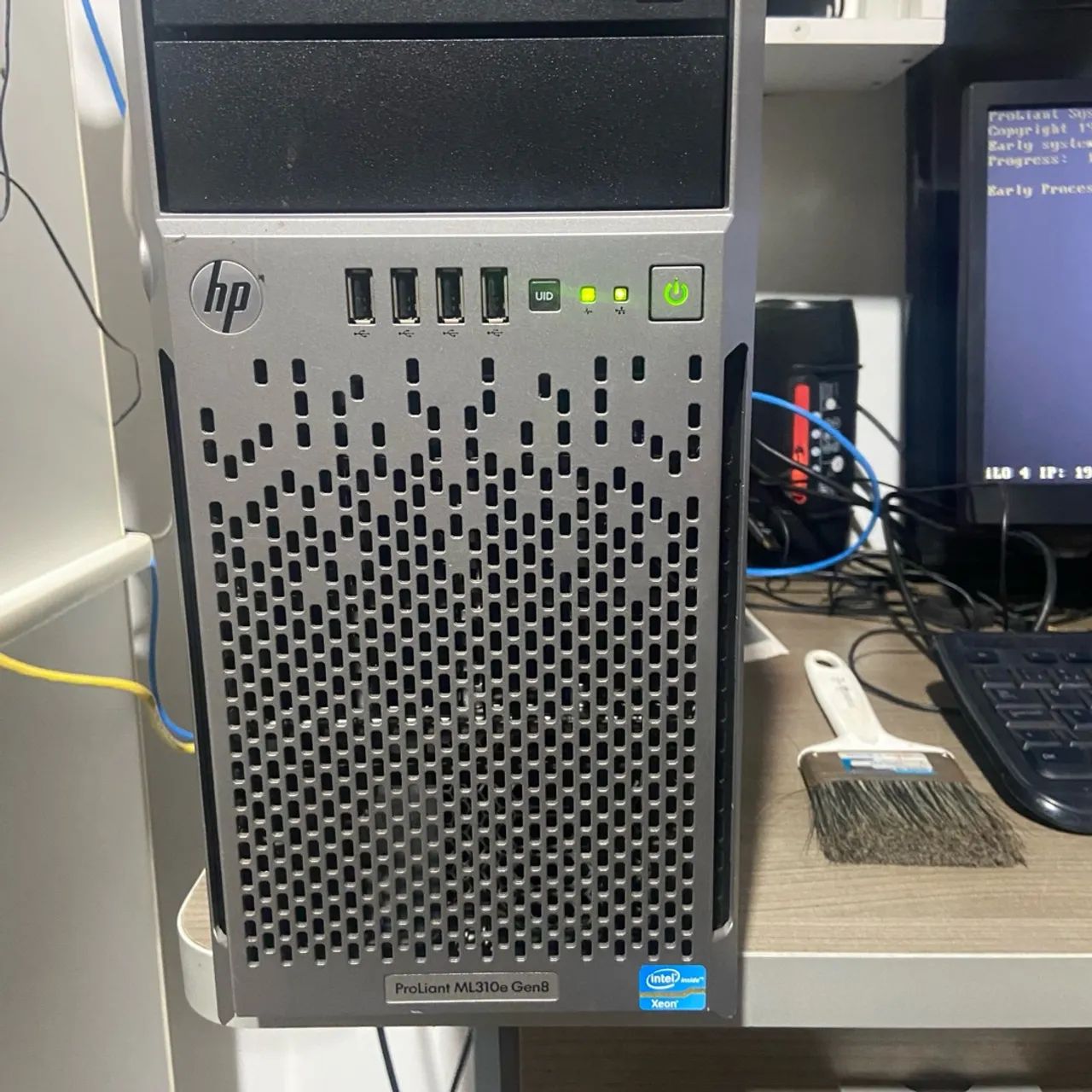 SERVIDOR HP PROLIANT ML310e Gen8 - Foto 3