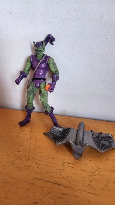 Duende Verde - Marvel Universe HasbroGreen Goblin Action Figure - Foto 3