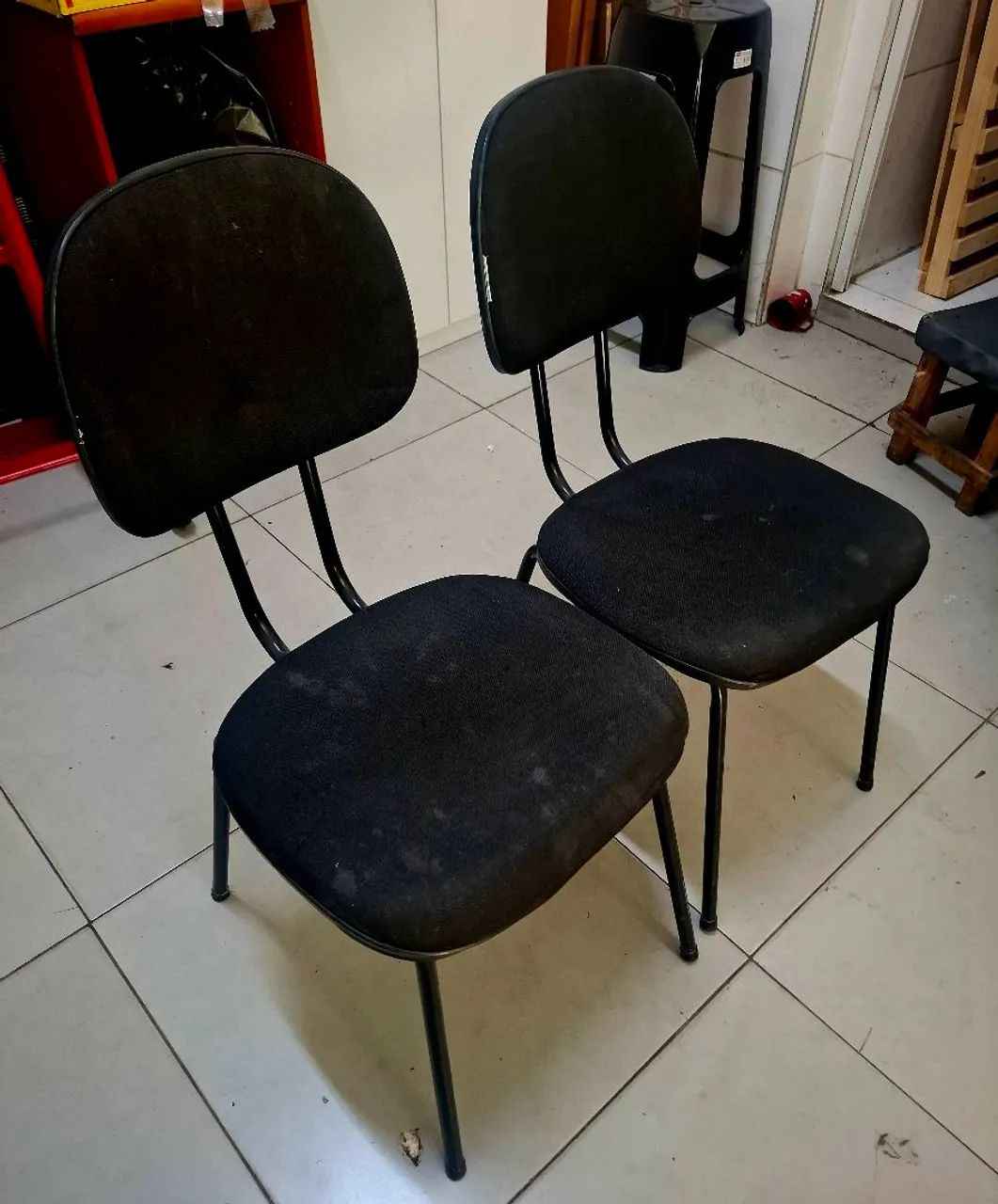  2 Cadeiras de Escritório - Conforto e Design  - Par - Otimo Estado  - Foto 2