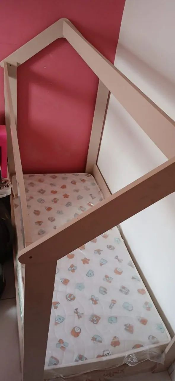 CAMA INFANTIL MONTESSORIANA, PRA VENDER LOGO.