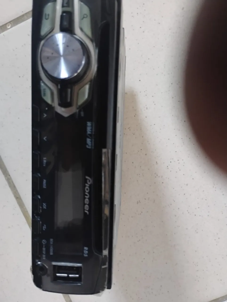 Rádio automotivo usado