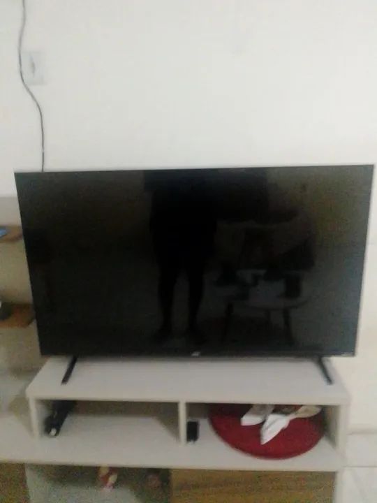 Vendo essa tv smart 43 polegadas 1,100