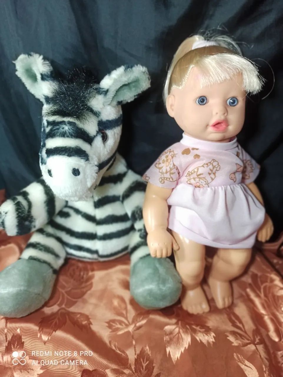  2 Bonecas e bichinho  de pelúcia  - Foto 3