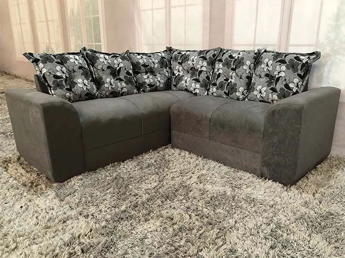 Sofá de Canto Pequeno Suede Cinza 5 lugares Almofadas Soltas 