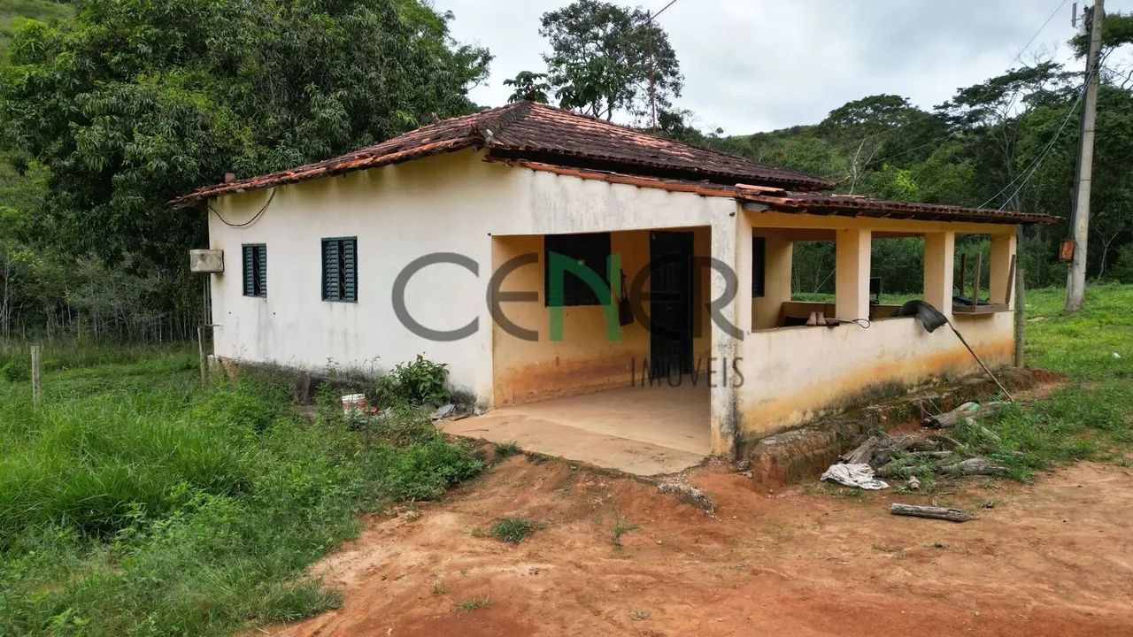 Bela fazendinha de 23 ha região de Cons Lafaiete MG
