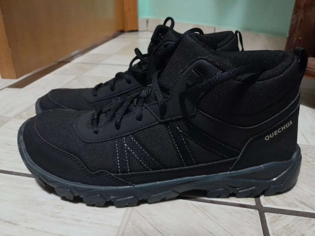 Bota Quechua Preta - Foto 3