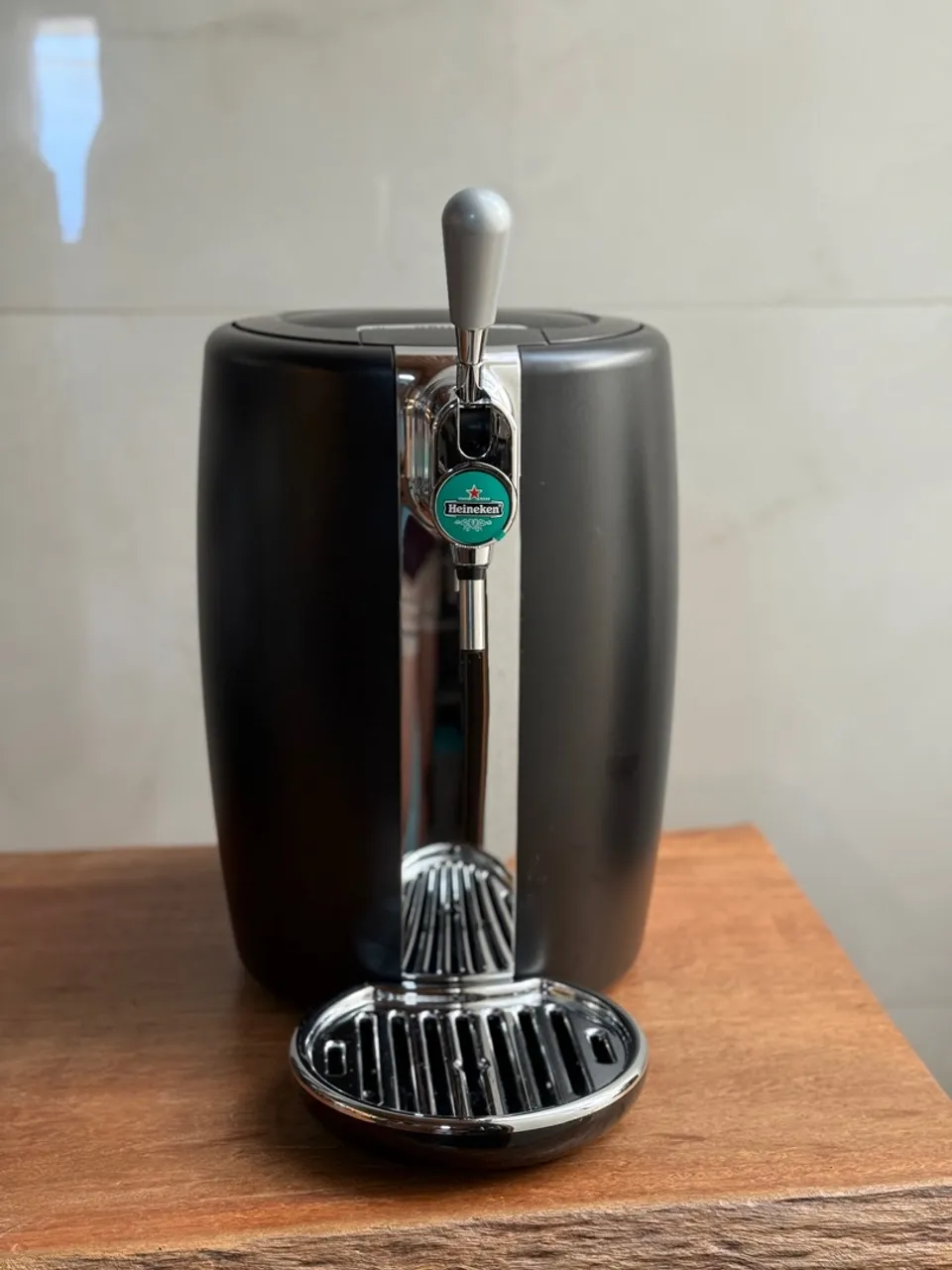 Chopeira Elétrica KRUPS Beertender B101 - NOVA, nunca usada!