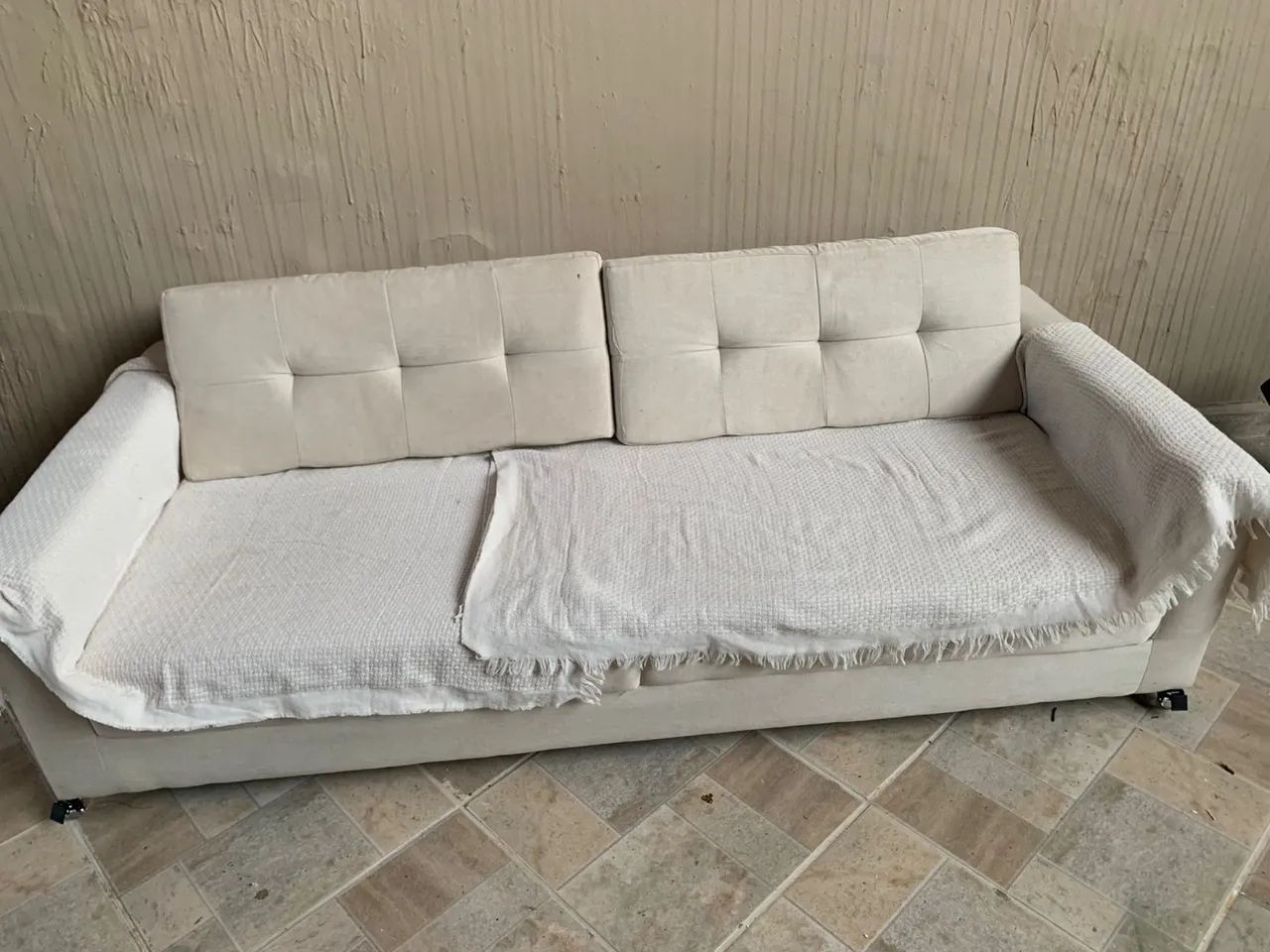 Sofá 3 lugares confortável - Foto 3