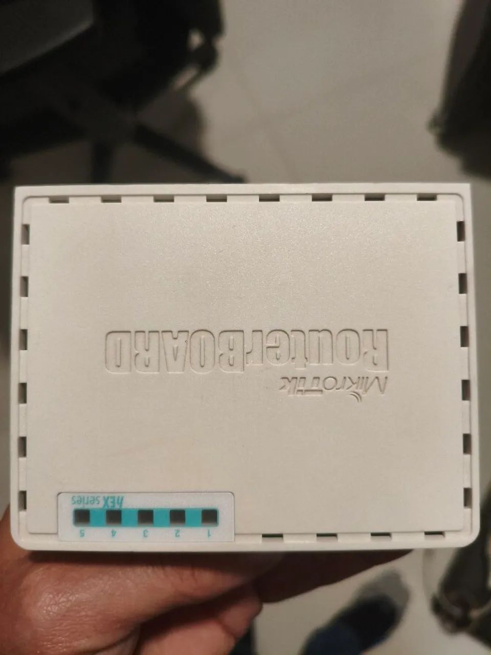 MIKROTIK 750GR3