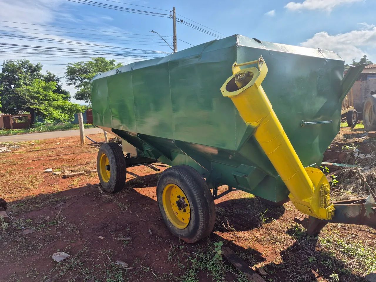 Carreta para carregar máquina de esteiras,  silos e tanque d'água. * - Foto 6