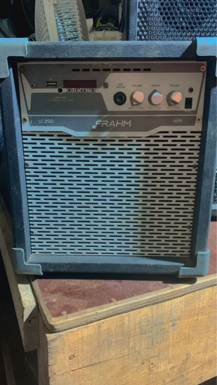 Caixa de Som Amplificada Frahm LC 250