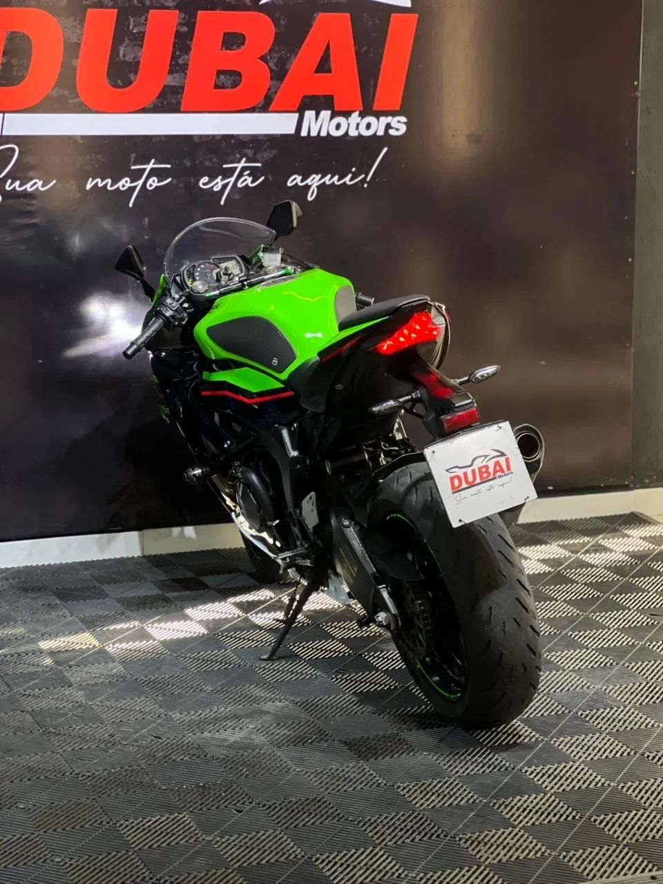 Kawasaki Zx-6r 636cc 2021 - 1460611589 | OLX
