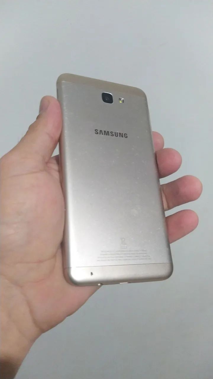 Samsung Galaxy J7 Prime - Dourado